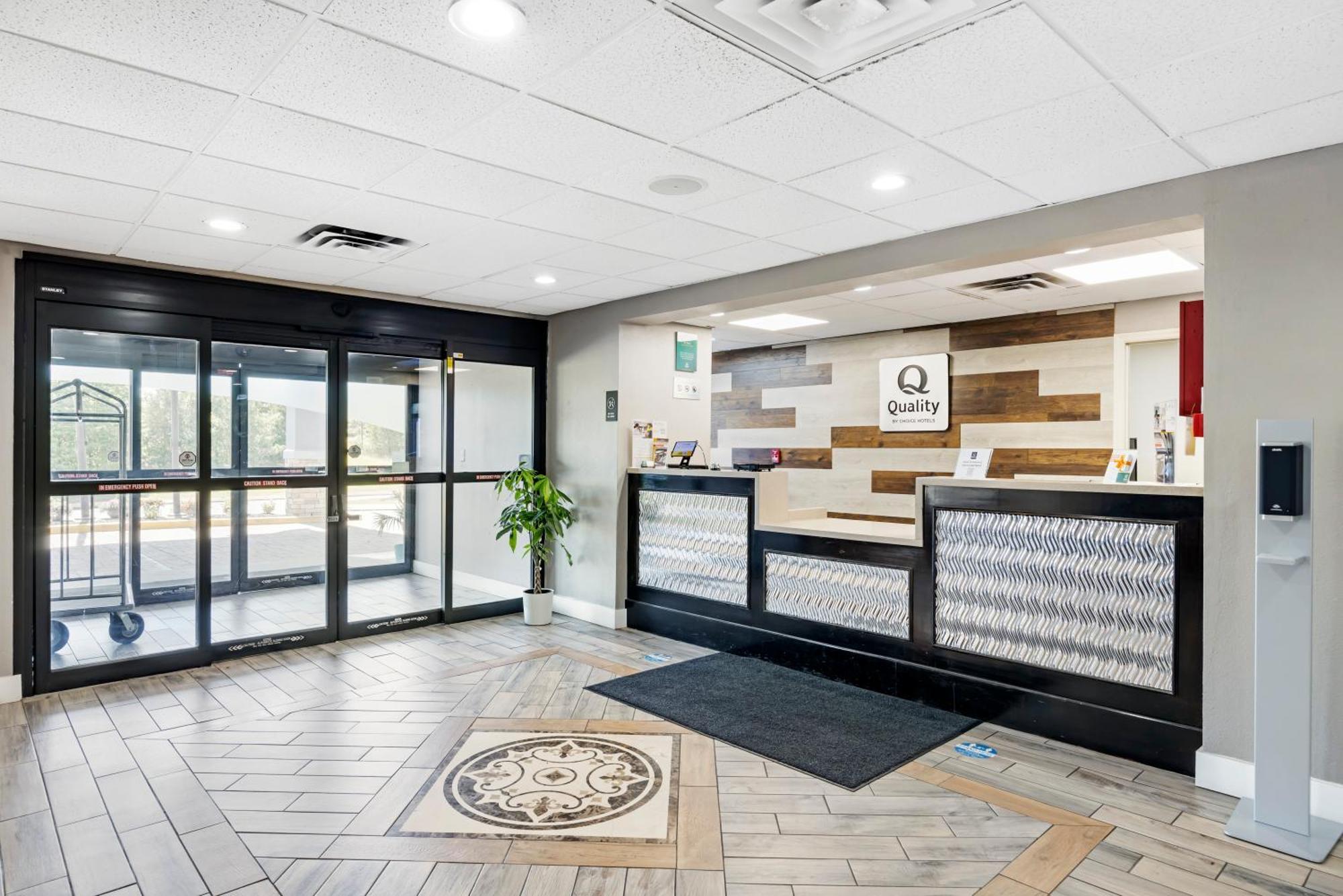 Quality Inn Clarksville - Exit 11 Luaran gambar