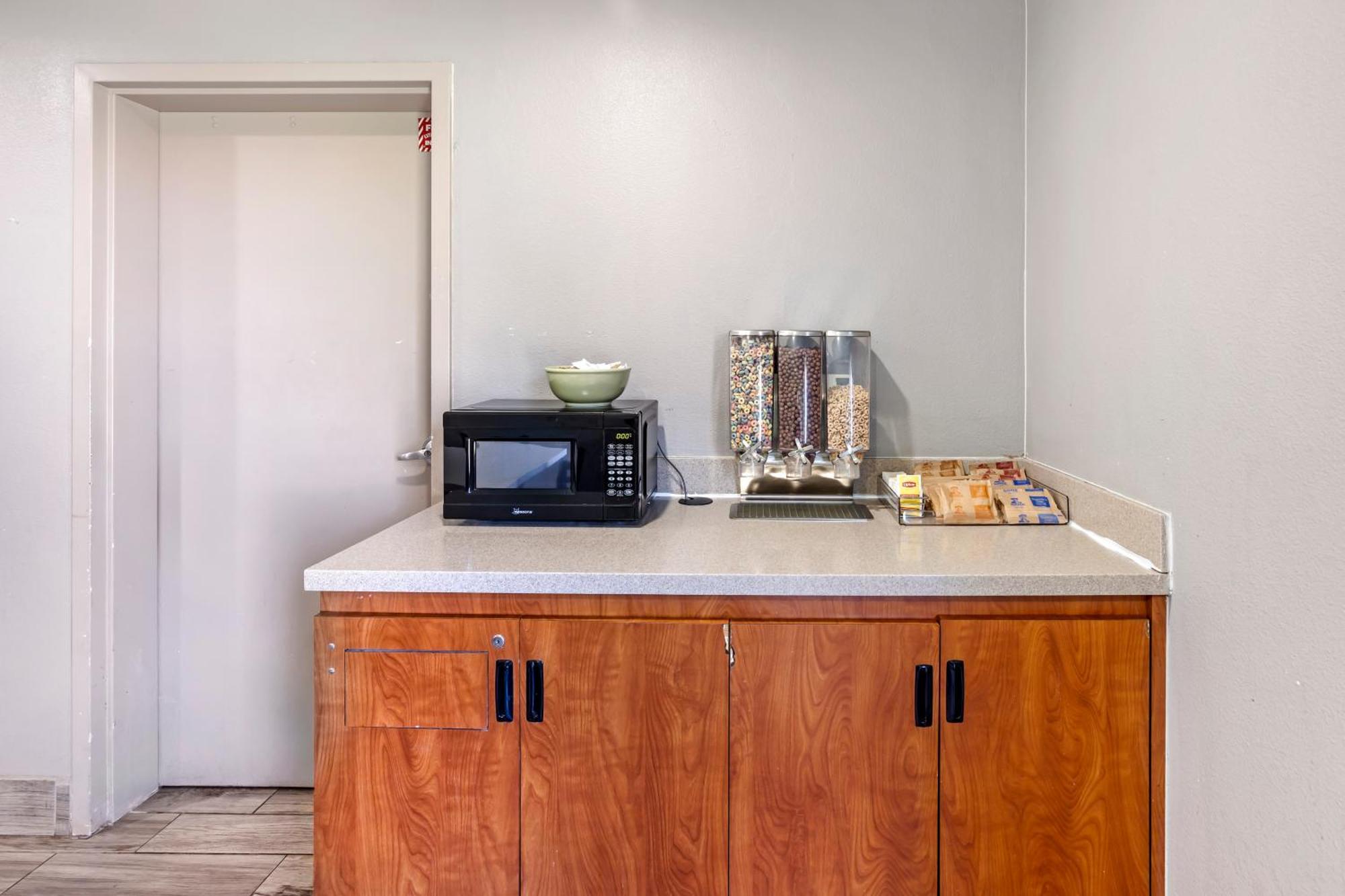 Quality Inn Clarksville - Exit 11 Luaran gambar