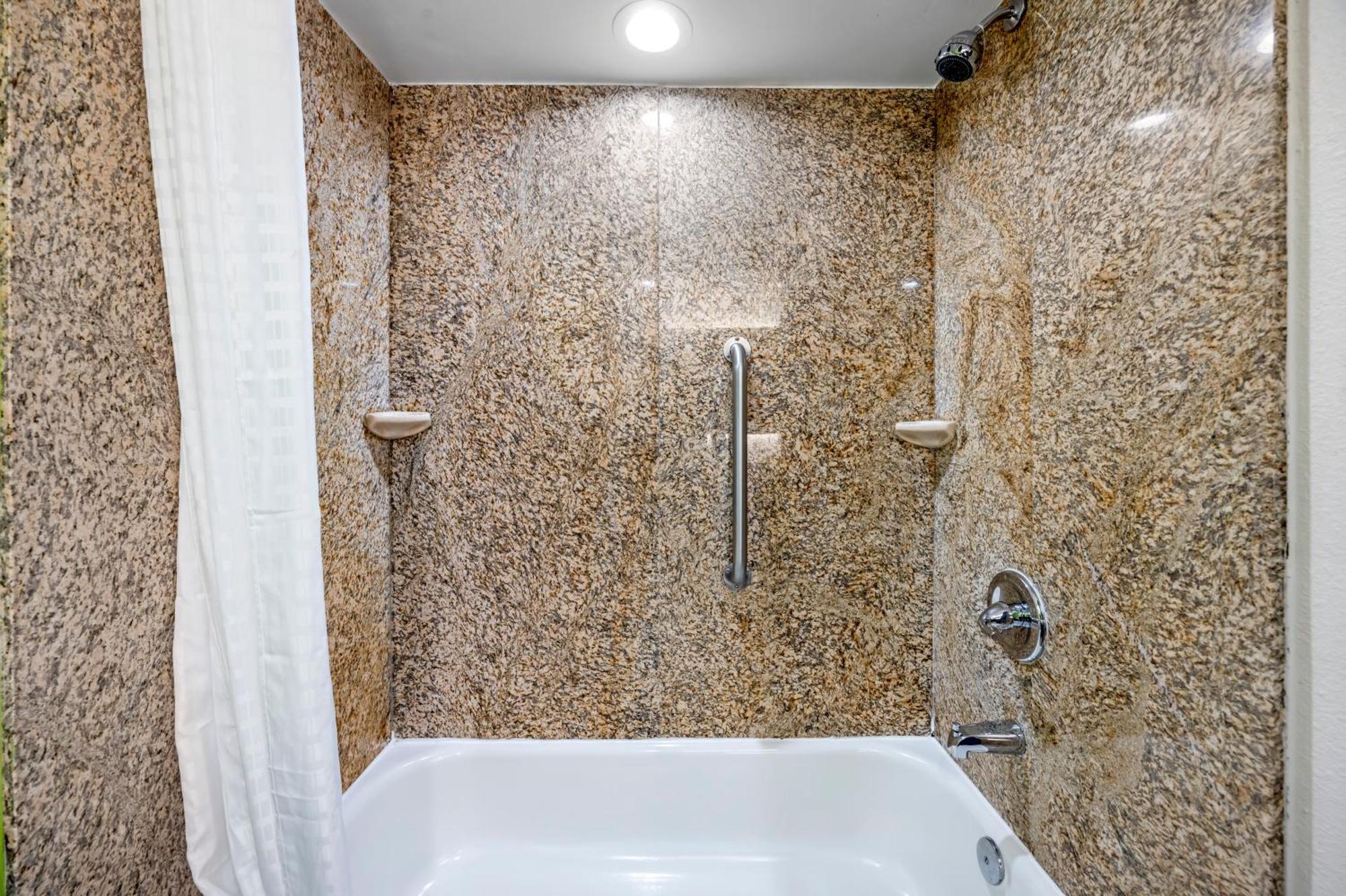 Quality Inn Clarksville - Exit 11 Luaran gambar