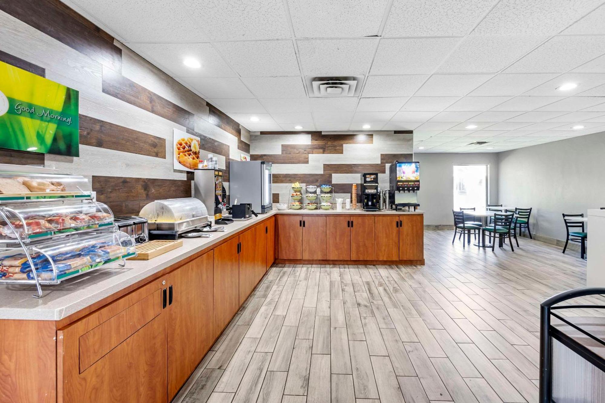 Quality Inn Clarksville - Exit 11 Luaran gambar