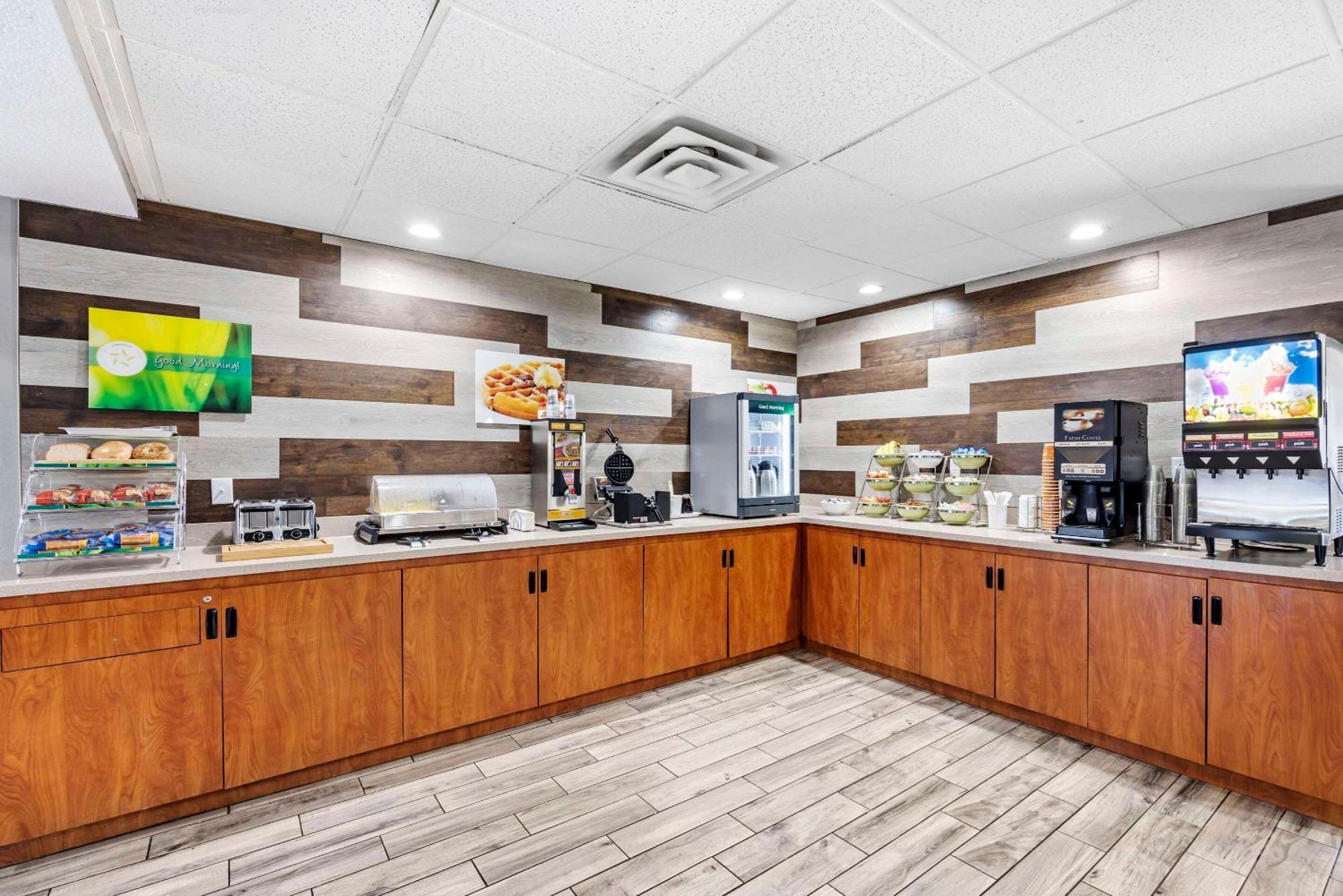 Quality Inn Clarksville - Exit 11 Luaran gambar
