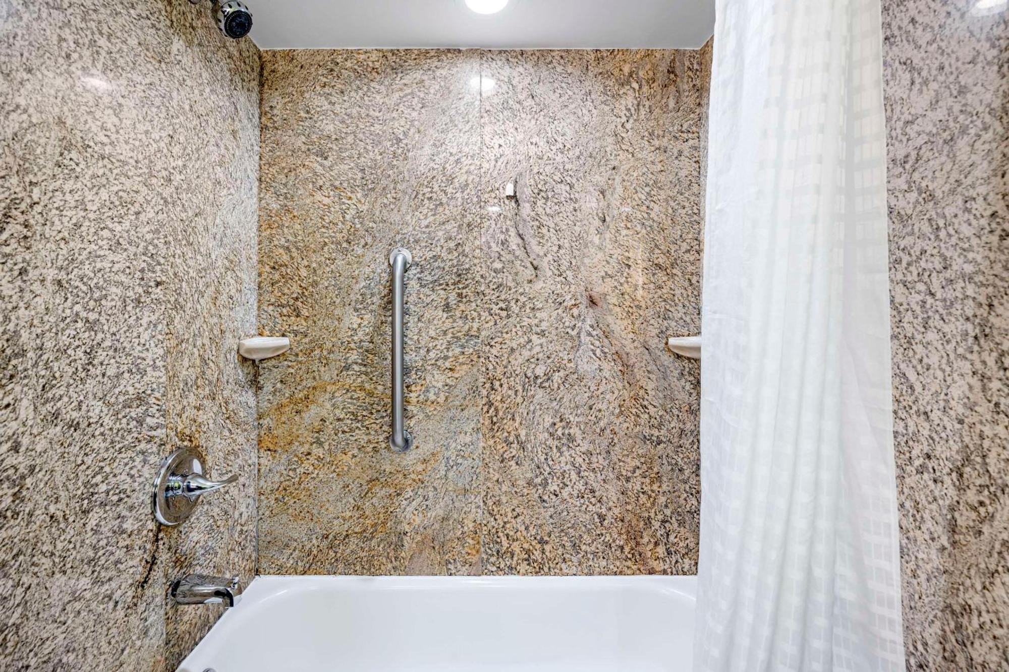 Quality Inn Clarksville - Exit 11 Luaran gambar